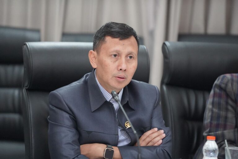 Pemerintah Potensi Impor 5 Juta Ton Beras, Komisi IV Soroti Tajam Keberpihakan Terhadap Nasib Petani