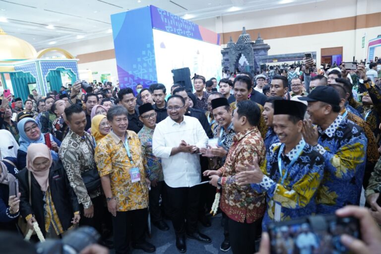 DevX 2023, Menteri Agama Launching Booth Expo UIN Siber Syekh Nurjati Cirebon