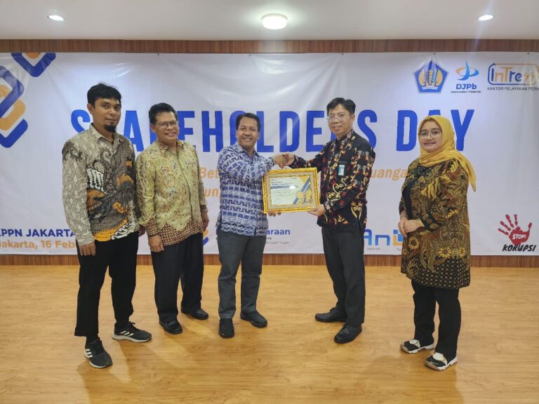 Inspektorat Jenderal Kemenag Kembali Raih Penghargaan IKPA