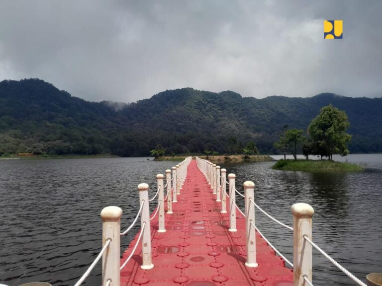 Jaga Pasokan Air Baku, PUPR Selesaikan Rehabilitasi Bendungan Situ Lembang