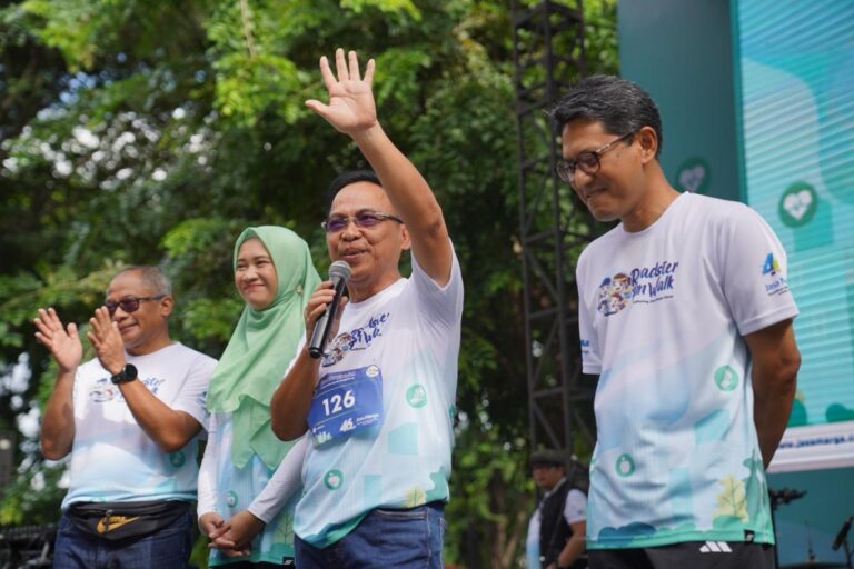 Semarakkan HUT Ke-46 Tahun, Jasa Marga Gelar “Roadster Fun Walk 2024” Family Gahthering Jasa Marga Group