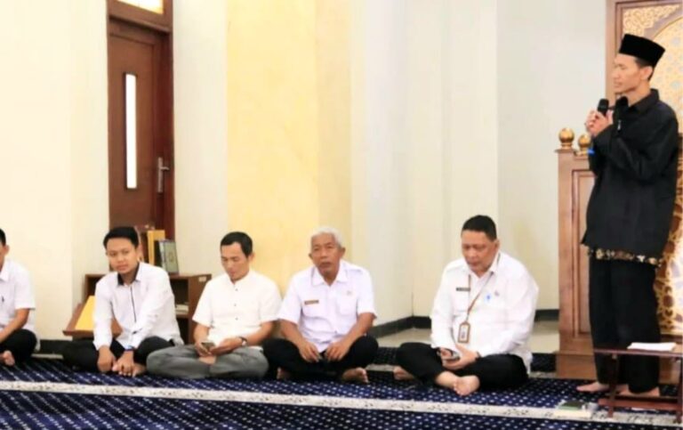 Bangun Karakter ASN Berintegritas, Sekretariat DPRD Depok Gelar Tausiah dan Motivasi