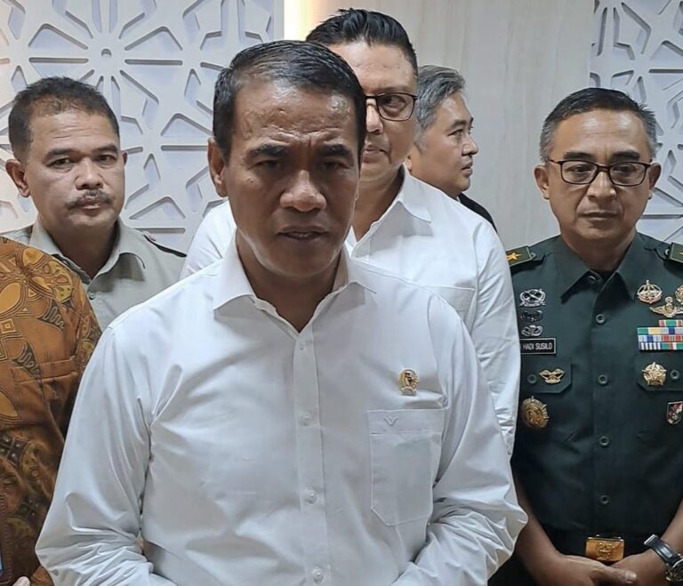 Stabilkan Harga, Mentan Amran Gandeng Pabrik Pakan Maksimalkan Penyerapan Jagung Petani