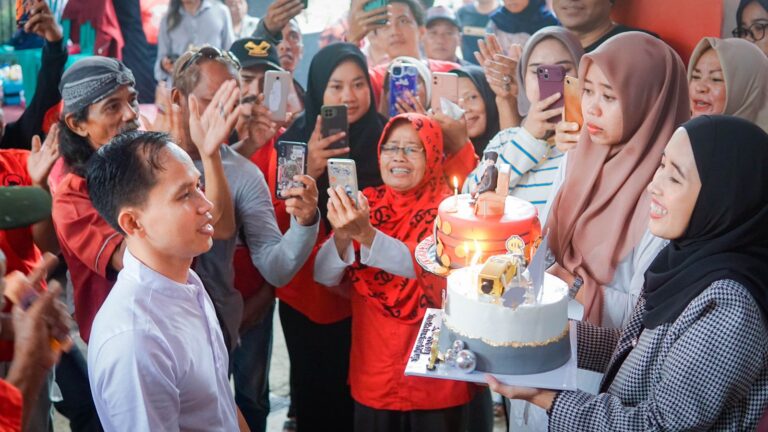 Melenggang ke DPRD Cilacap, Caleg PDIP Anas Mubarok Janjikan Rumah Aspirasi untuk Masyarakat
