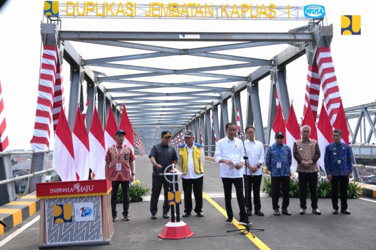 Pasca Peresmian oleh Presiden Jokowi, Duplikasi Jembatan Kapuas I Dibuka Untuk Umum Sore Ini