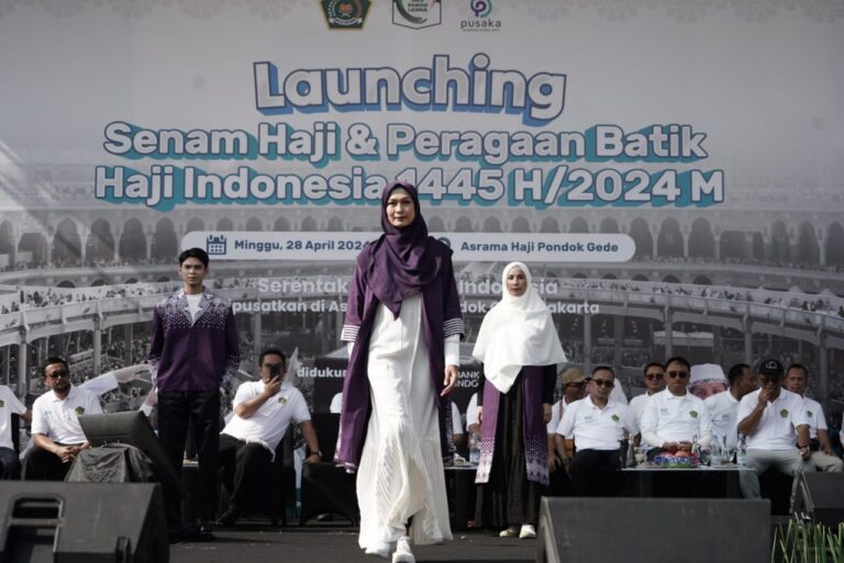 Digelar Serentak, 28 Ribu Jemaah Ikuti Launching Senam Haji Indonesia