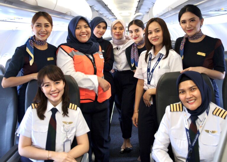 Hari Kartini, Pelita Air Persembahkan ‘Kartini Flight’ dan Karbon Netral Industri Aviasi