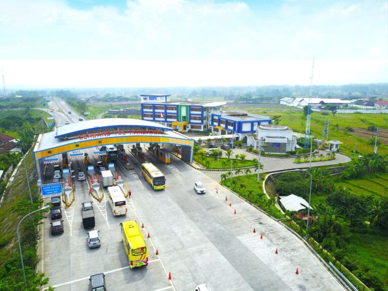 H2 Hari Raya Idul Fitri 2024 Lalu Lintas Meningkat, Jalan Tol Gempol-Pandaan Percepat Akses Menuju Kawasan Wisata