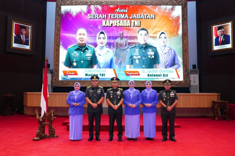 Kasum TNI Pimpin Serah Terima Jabatan Kapusada TNI