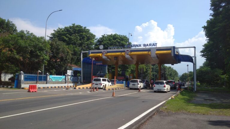 PT Jasamarga Transjawa Tol Buka Akses Masuk Gerbang Tol Ciperna Barat Atas Diskresi Kepolisian