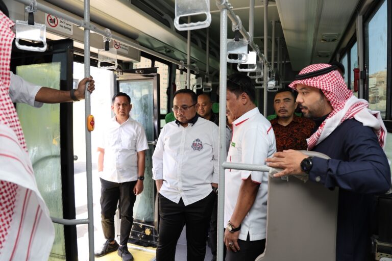 Cek Hotel dan Bus Jemaah di Makkah, Menag: Semua Baik, Semoga Bisa Beri Layanan Terbaik