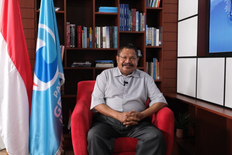 Maju Pilgub Papua Pegunungan, Bupati Mamberamo Raya Daftar ke Partai Gelora