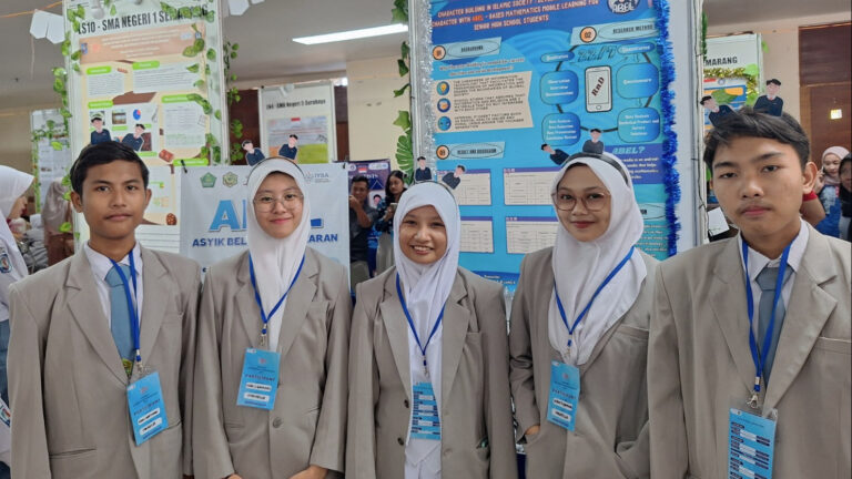 Siswa MAN 2 Banyumas Raih Medali Emas 3rd Indonesian Internasional Invention Expo 2024
