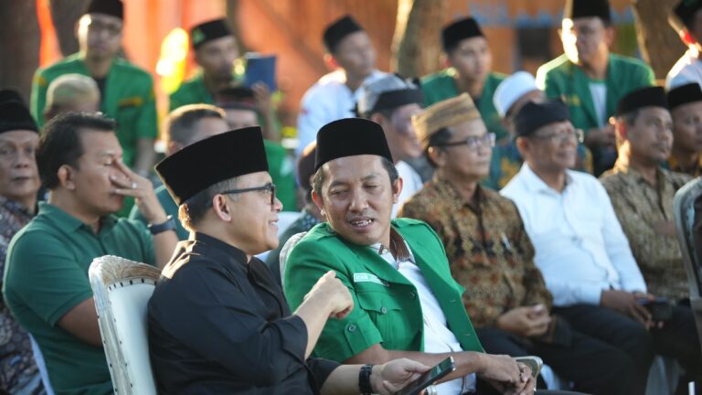 Gus Addin Jauharudin Luncurkan Ansor Go Green di Pantai Bangsring Banyuwangi