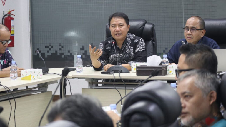 Kemenag dan Kemenkeu Bahas Potensi Indonesia dalam Rantai Pasok Haji dan Umrah