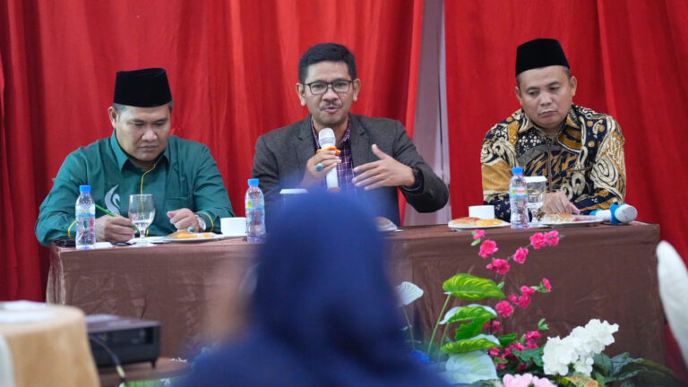 Kemenag akan Fasilitasi Santri Aktif di Dunia Digital