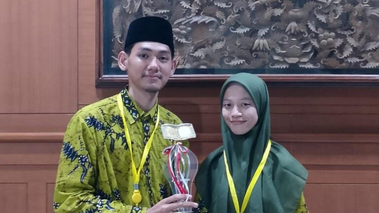 Dua Santri Ma’had Aly Pesantren Maslakul Huda Juara MTQ Jateng XXX