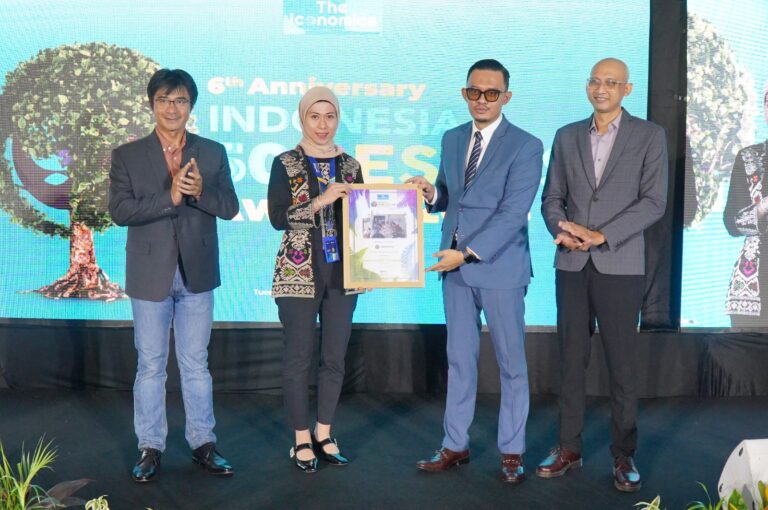 Jasa Marga Raih Penghargaan Indonesia Best TJSL in Toll Road Sector 2024