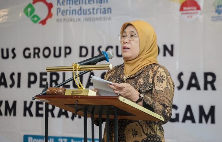 Kemenperin Pacu Kapasitas dan Perluasan Pasar IKM Kerajinan Logam Tumang