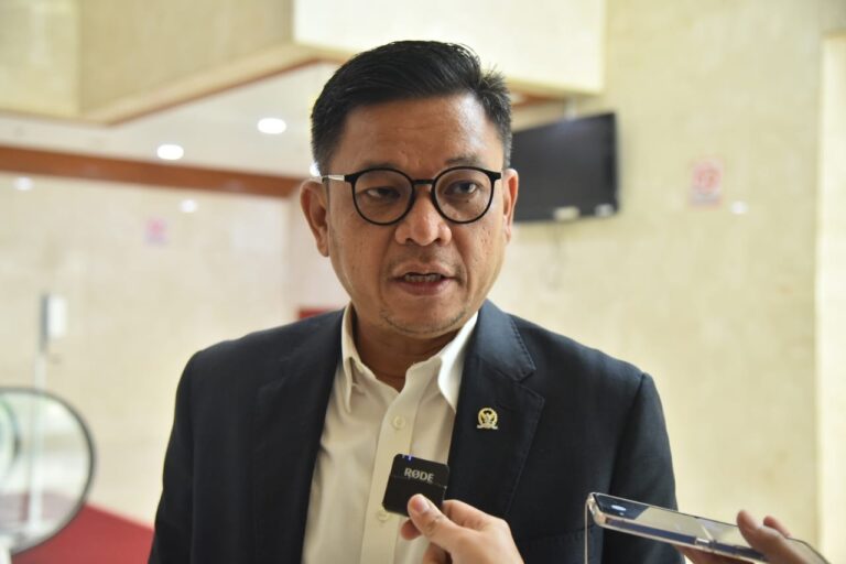 Komisi Agama DPR Soal Intoleransi Oknum ASN: Beribadah Hak yang Dilindungi Konstitusi!