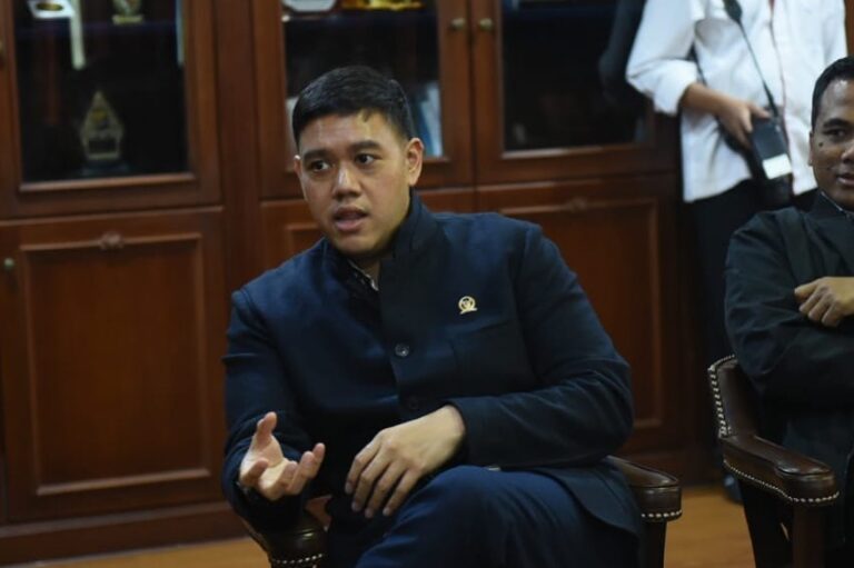 Komisi I Tunda Pembahasan RUU Penyiaran, Alasannya Begini