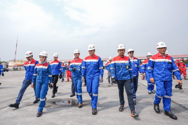 Komut dan Dirut Pertamina Cek TBBM-SPBU, Pastikan Stok BBM dan LPG Aman