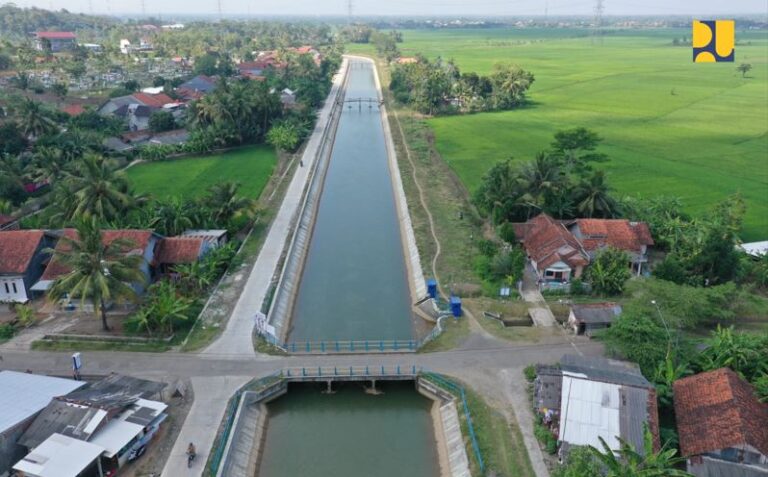 Dukung Produktivitas Produksi Pangan di Jabar dan Jateng, Rehabilitasi Bendung dan Jaringan Irigasi Manganti Tuntas