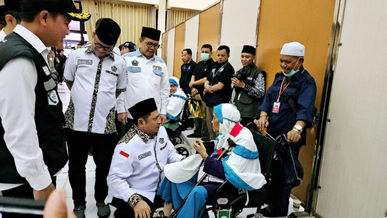 Sekjen Kemenag Ajak Jemaah Haji Tularkan Kebaikan di Tanah Air