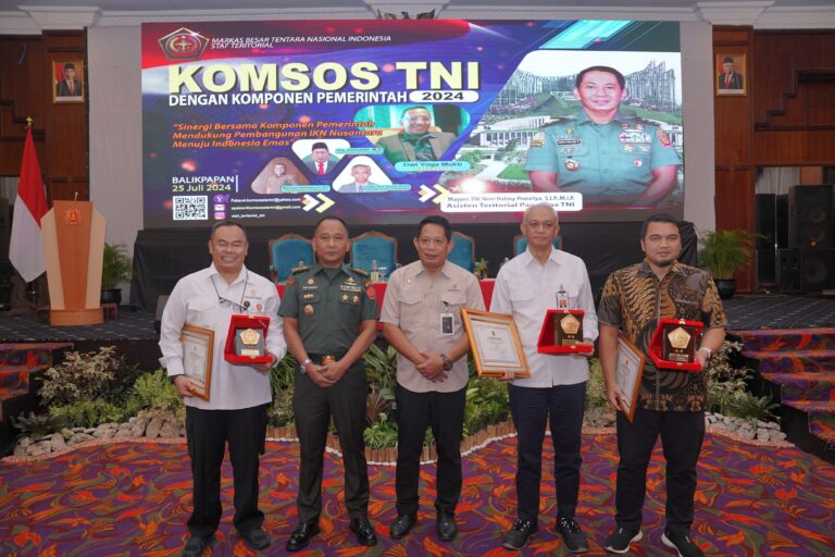 Komunikasi Sosial TNI Dengan Komponen Pemerintah di Wilayah Kaltim