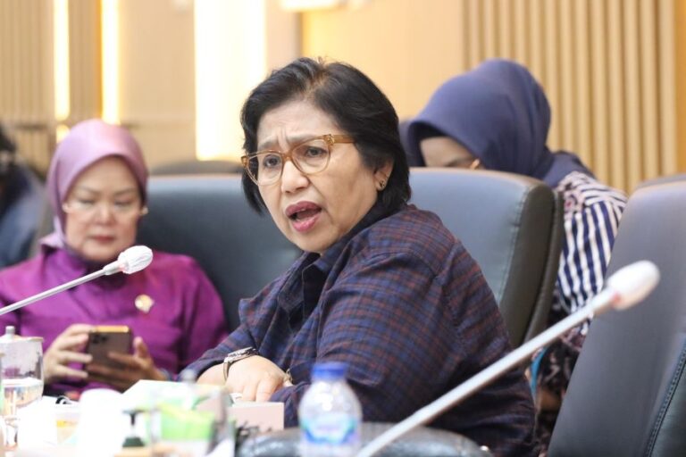 Menolak Wacana Program BPJS Kesehatan KRIS, Ini Alasan Irma