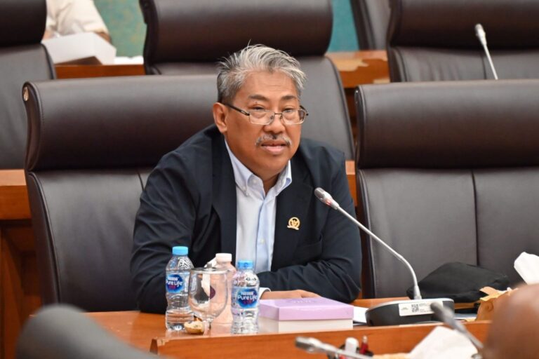 Wacana Pembatasan BBM Bersubsidi, Mulyanto: Ucapan Luhut Tidak Serius