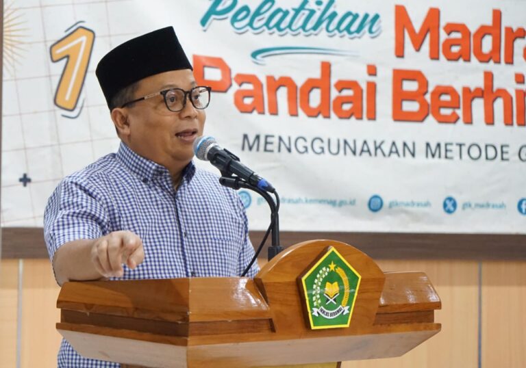 Diklat Gasing, Kemenag Minta Guru Jadi Duta Numerik Madrasah