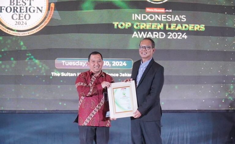 Jasa Marga Raih Penghargaan dalam Ajang Indonesia’s Top Green Leaders Award 2024
