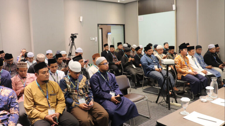 Kemenag Umumkan 29 Imam Masjid untuk UEA 2024, Ini Daftarnya!