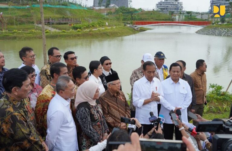 Menteri Basuki Dampingi Presiden dan Wapres Serta Menteri Kabinet Indonesia Maju Tinjau KIPP IKN