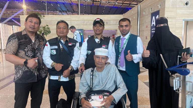 Pasca Haji 2024, KUH Antar Pulang Jemaah Usai Dirawat di Saudi