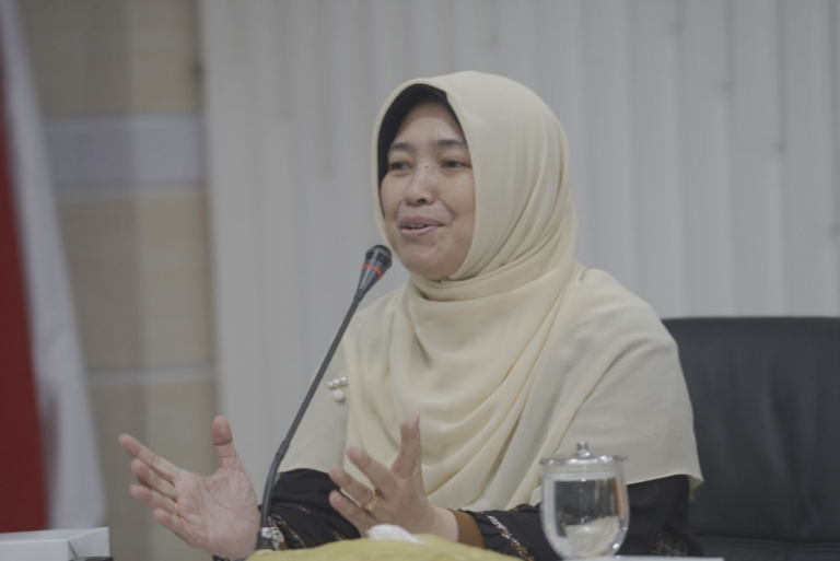 DPR Soroti Paskibraka Nasional yang Harus Lepas Hijab