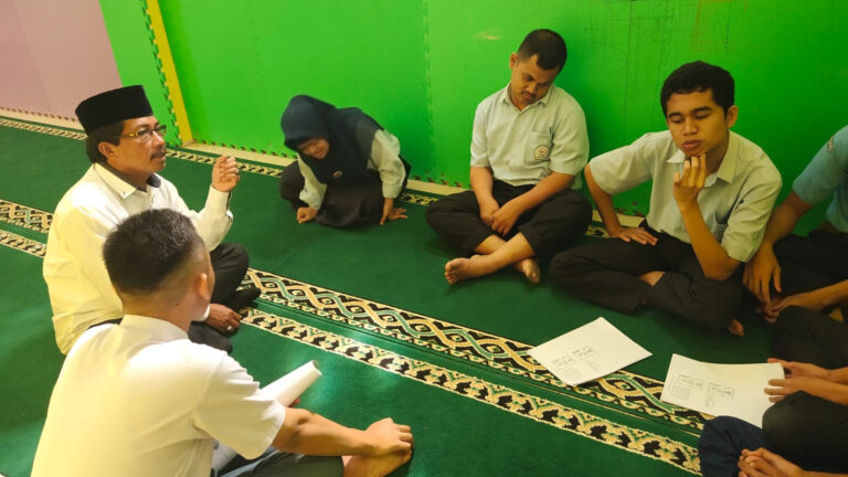 Kisah Rusman Edi Ajarkan ABK Baca Al-Qur’an, Motivasi Penyuluh Agama