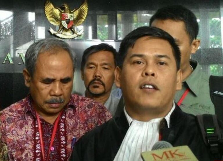 Praktisi Hukum Konstitusi Kecam Pernyataan Jokowi Sikapi Baleg DPR RI