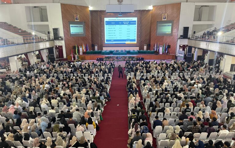 Beri Kuliah Umum, Prof Rokhmin bekali Alumni Universitas Andalas Kiat hadapi Tantangan Global