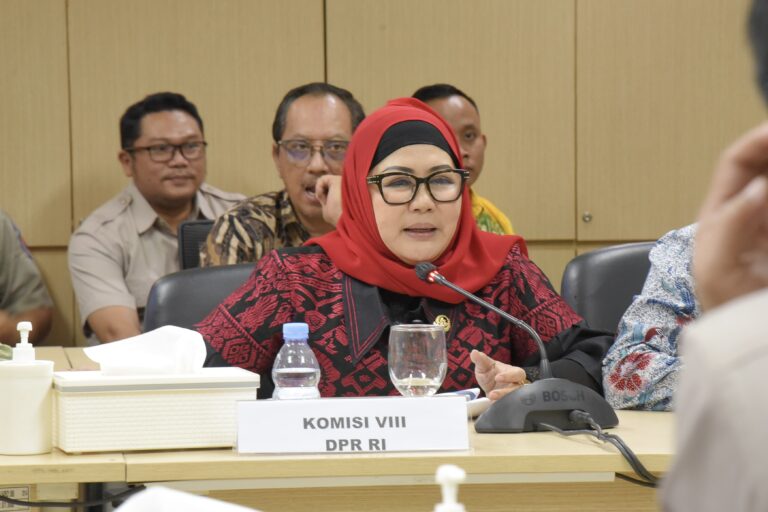 DPR Ungkap BNPB Salurkan Bantuan Tak Tepat Kebutuhan ke BPBD