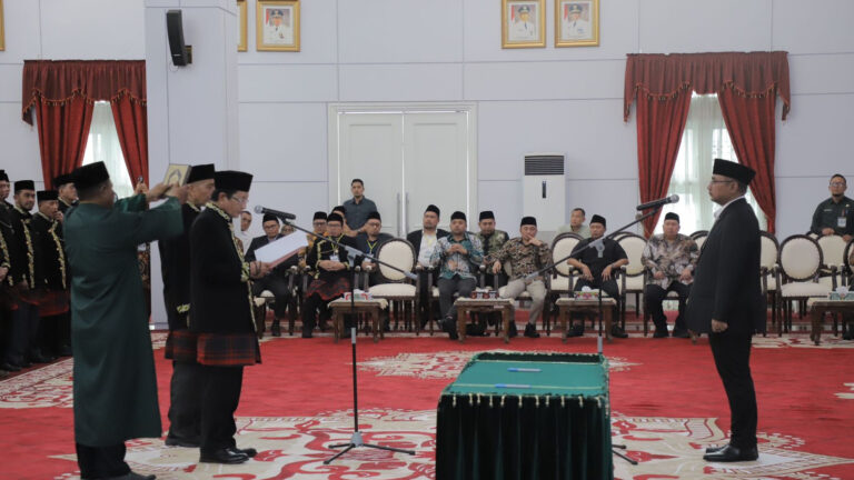 Menag Lantik Dewan Hakim dan Panitera MTQ Nasional XXX Kaltim