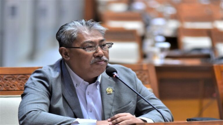 DPR Minta Pemerintah Batalkan PIK 2 Sebagai PSN