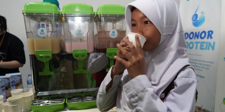 Dukung Asupan Protein Masyarakat, KKP Galakkan Produksi Susu Ikan