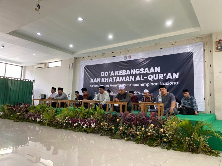 Jelang Pelantikan Presiden, Ratusan Mahasiswa dan Santri Al-Qur’an Doakan Prabowo-Gibran