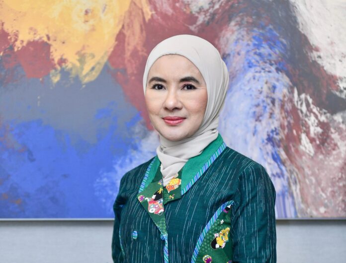 Nicke Widyawati Kembali Masuk Di Fortune Most Powerful Women 2024 - MONITOR