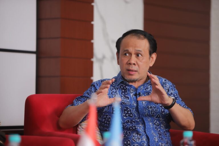 Indonesia Dinilai Mendesak Buat Buku Putih Pertahanan Antisipasi Perang Nuklir Skala Global