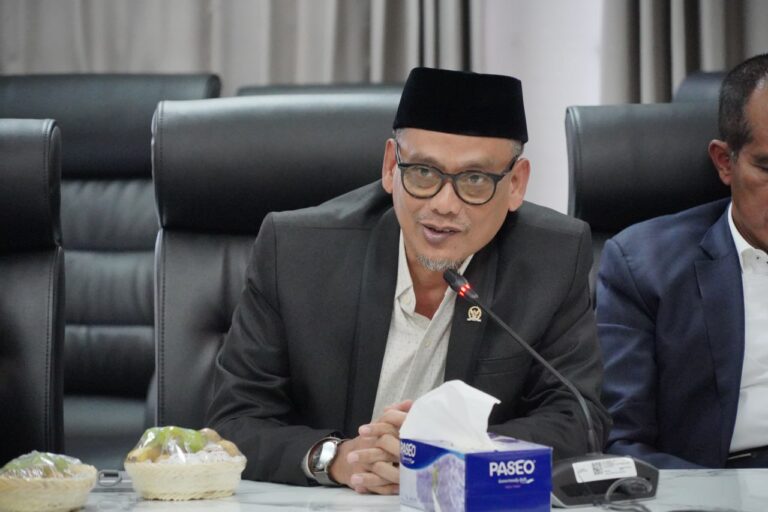 DPR Usulkan Rasionalisasi Biaya Haji 2025, Target Dibawah Rp90 Juta