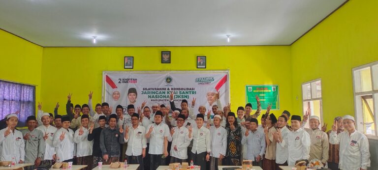 Gelar Konsolidasi Kyai dan Gus, JKSN Lumajang Targetkan Khofifah-Emil Menang Tebal