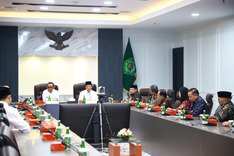 Menag dan Menko PMK Bahas Program Prioritas Presiden Prabowo